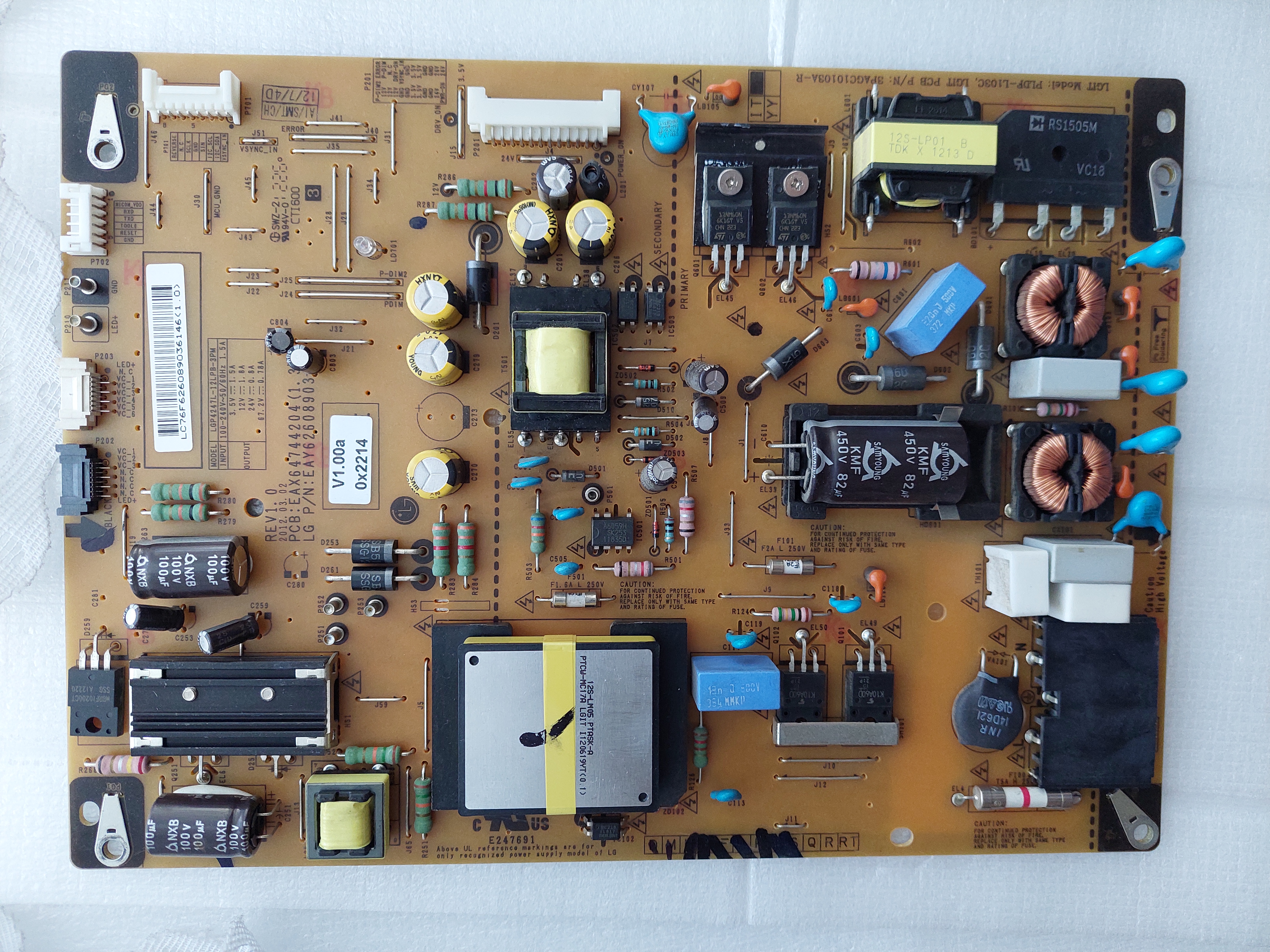 EAX64744204 z LG 42LM640