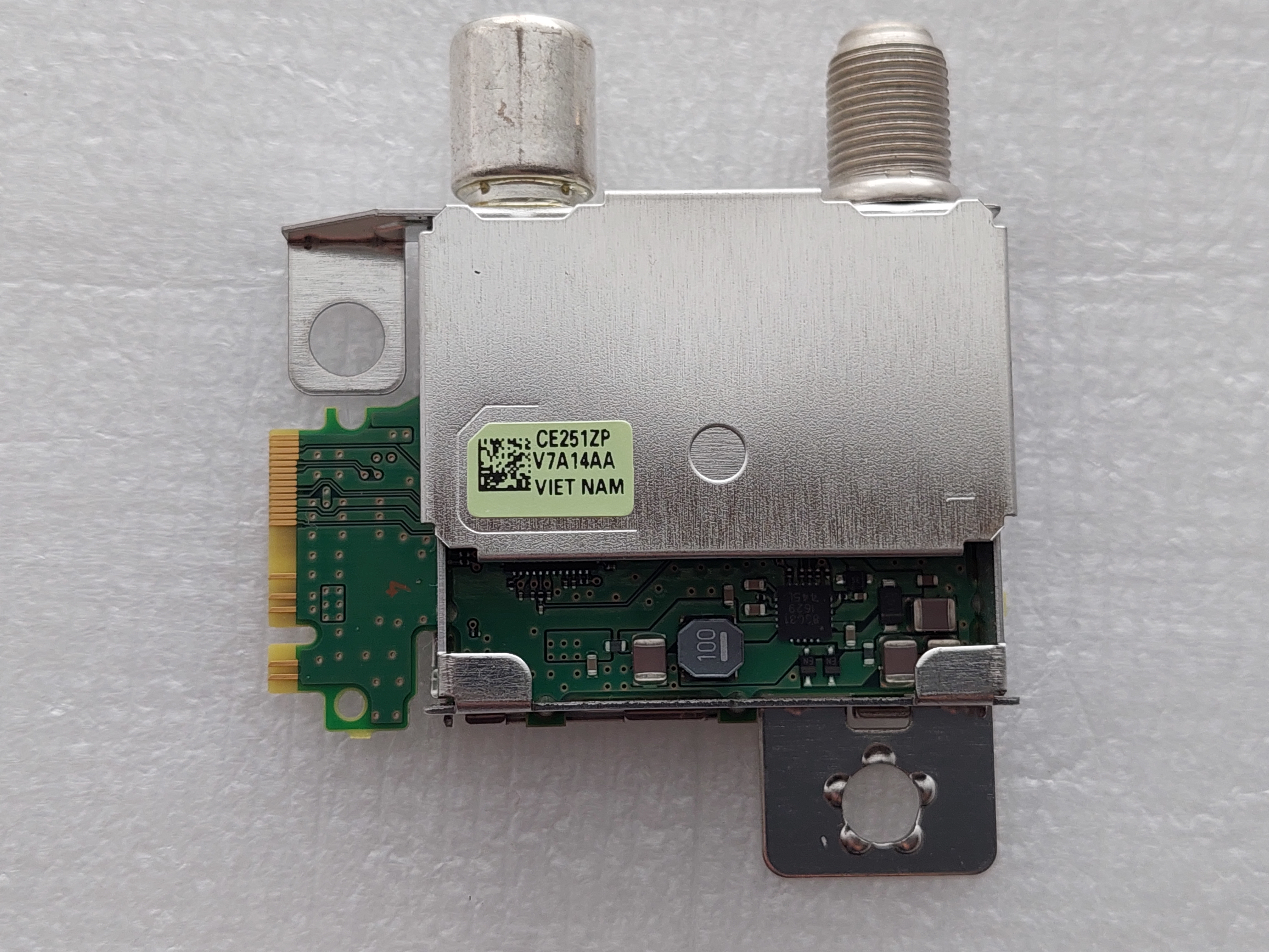 Tuner Sony CE251ZP z KDL-49WE665