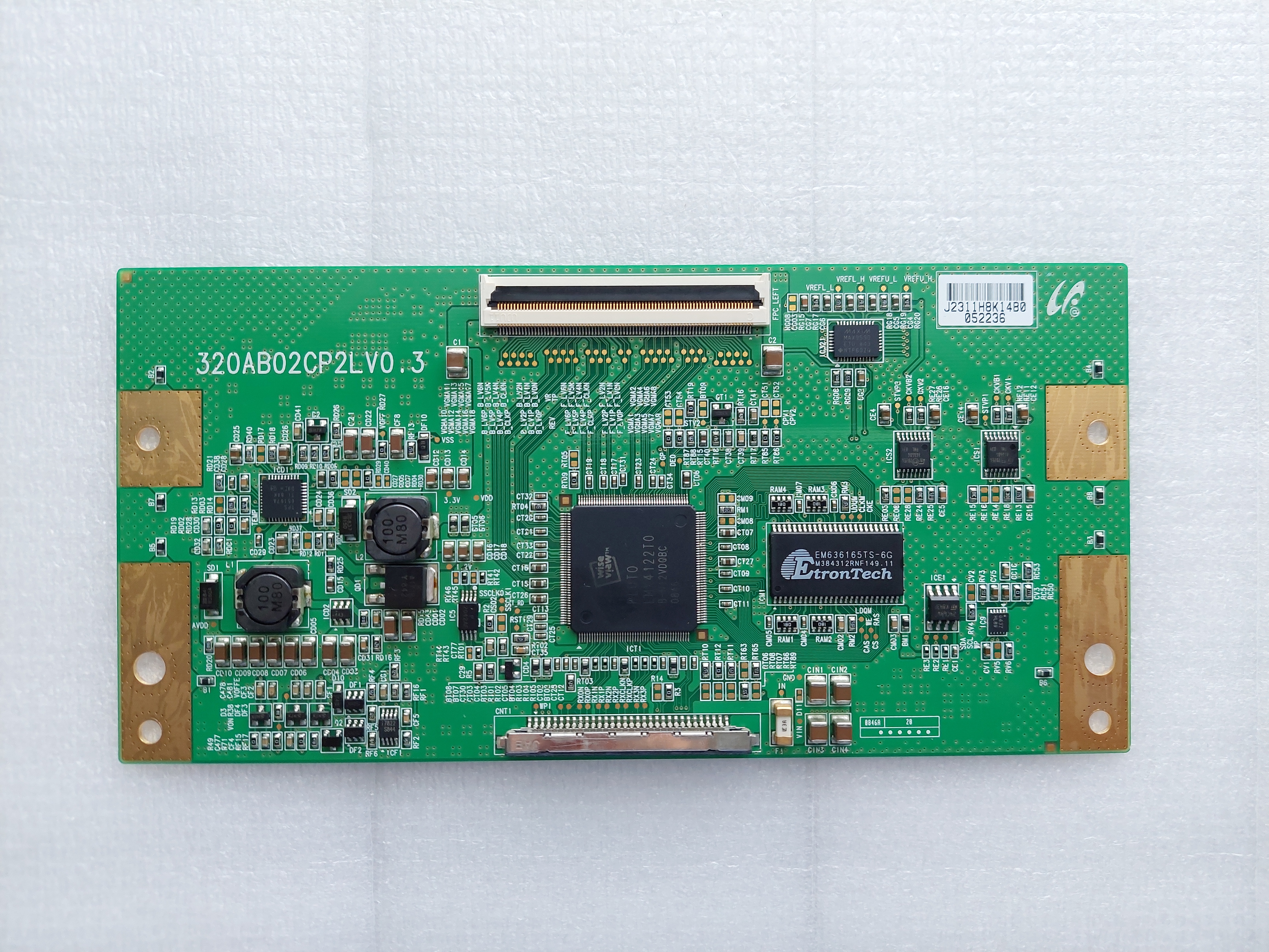 320AB02CP2LV0.3  panel LTF320AB01