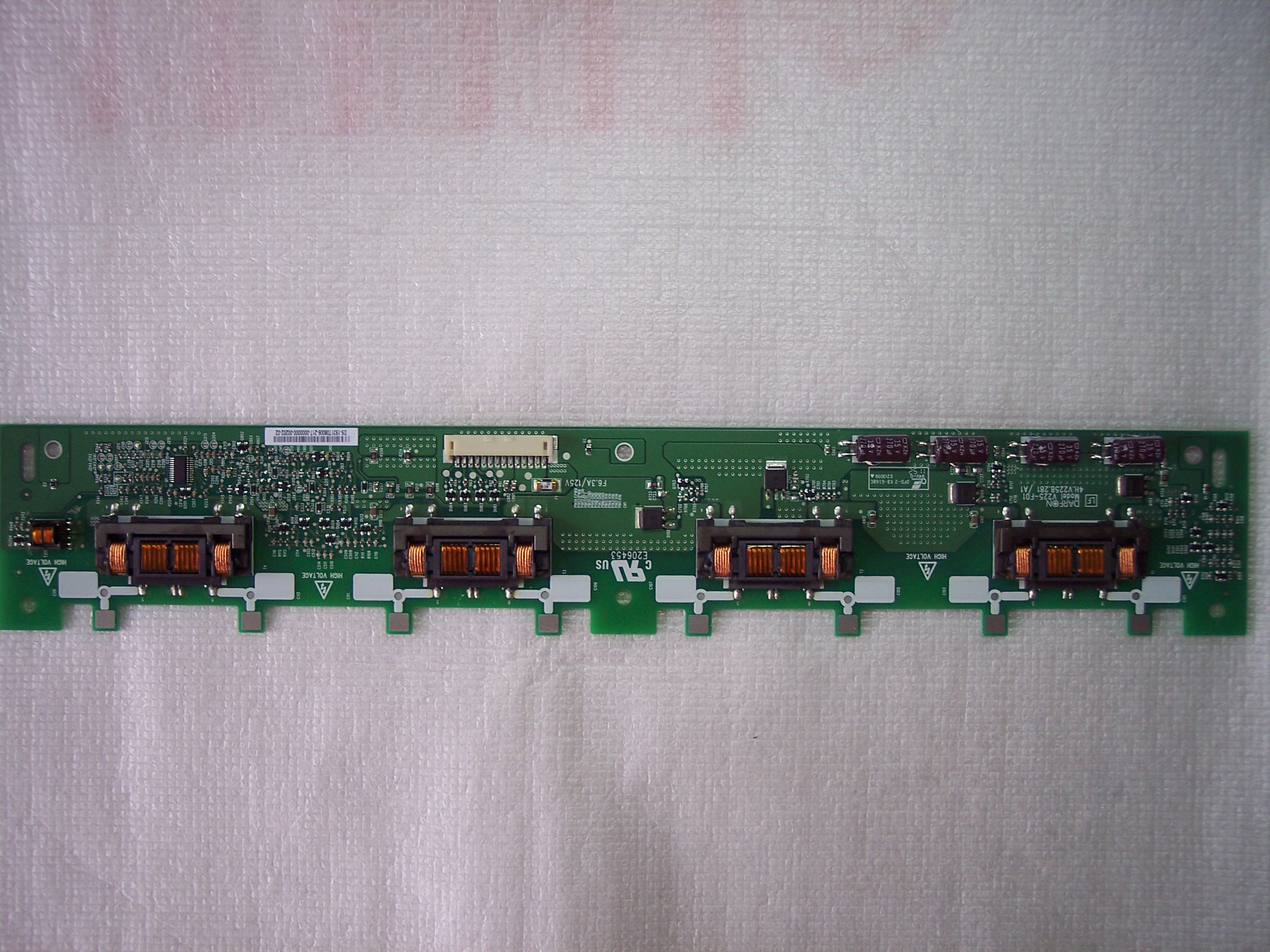 V225-F01 4H.V2258.281 A1 TECHNIKA 32C-914 PANEL T315XW03 V.3
