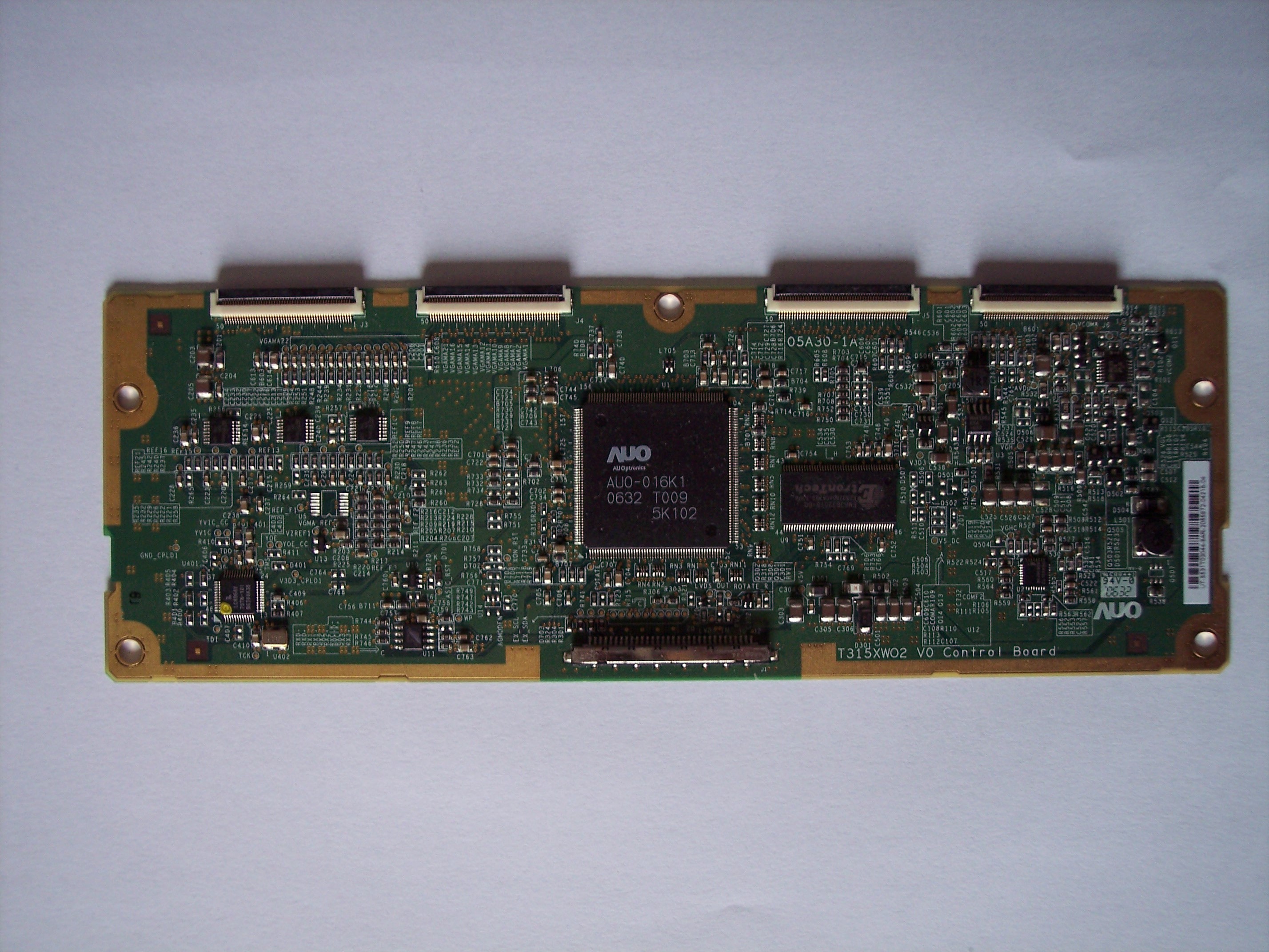 T315XW02 V0 05A30-1A 32" TV