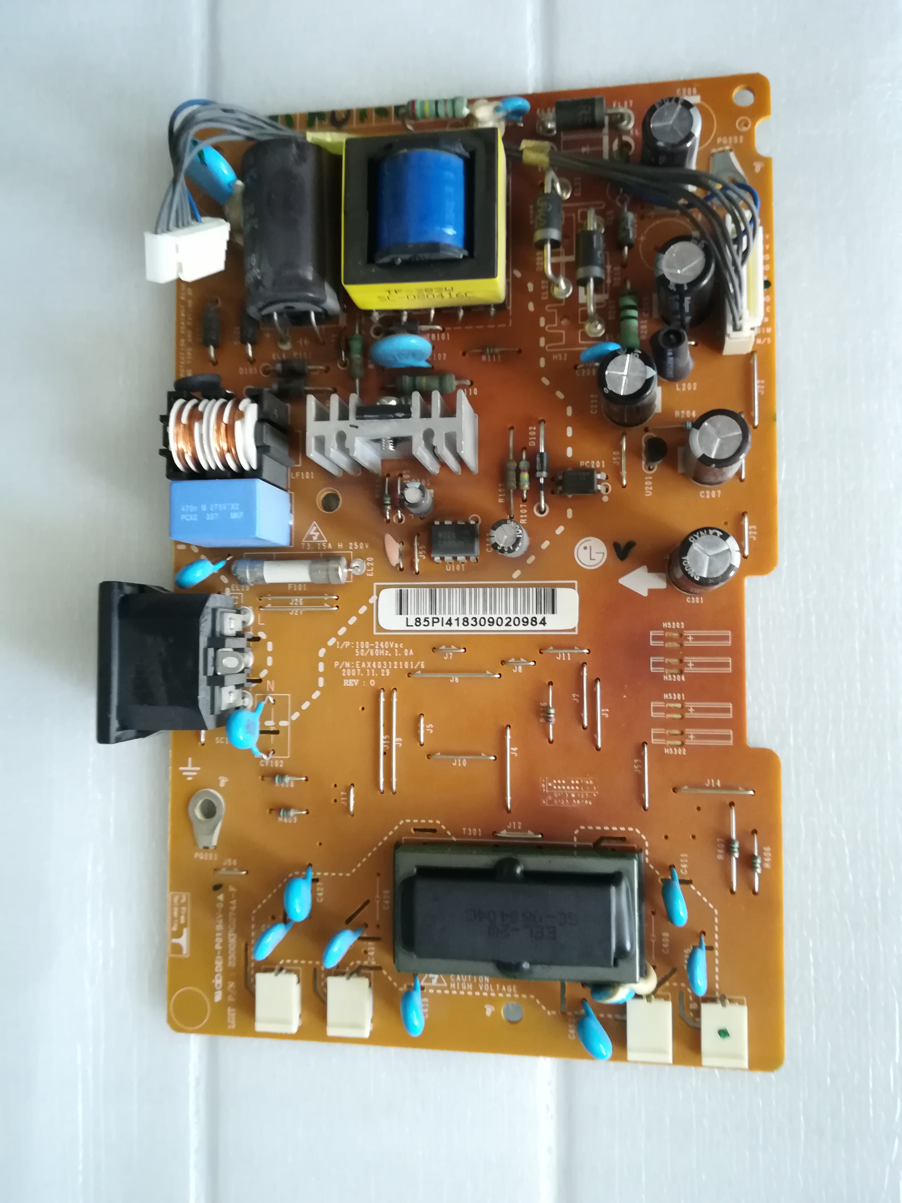 EAX40312101/6 z LG W1942S
